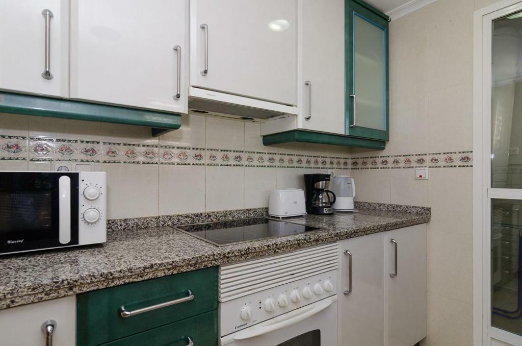 Comfortable Apartment In Бенидорм Экстерьер фото