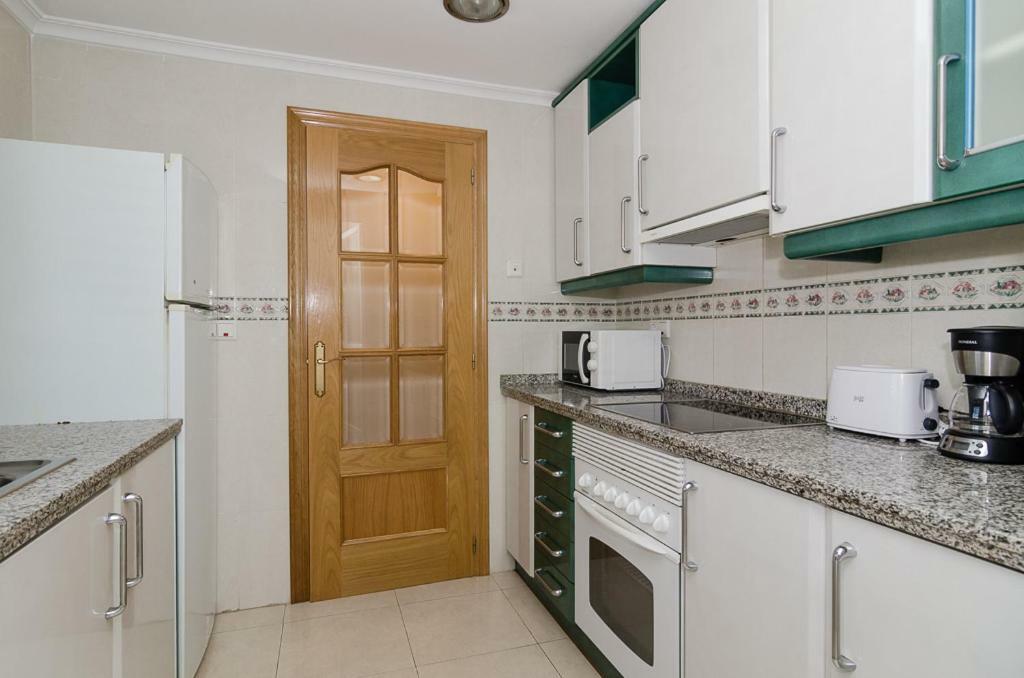 Comfortable Apartment In Бенидорм Экстерьер фото