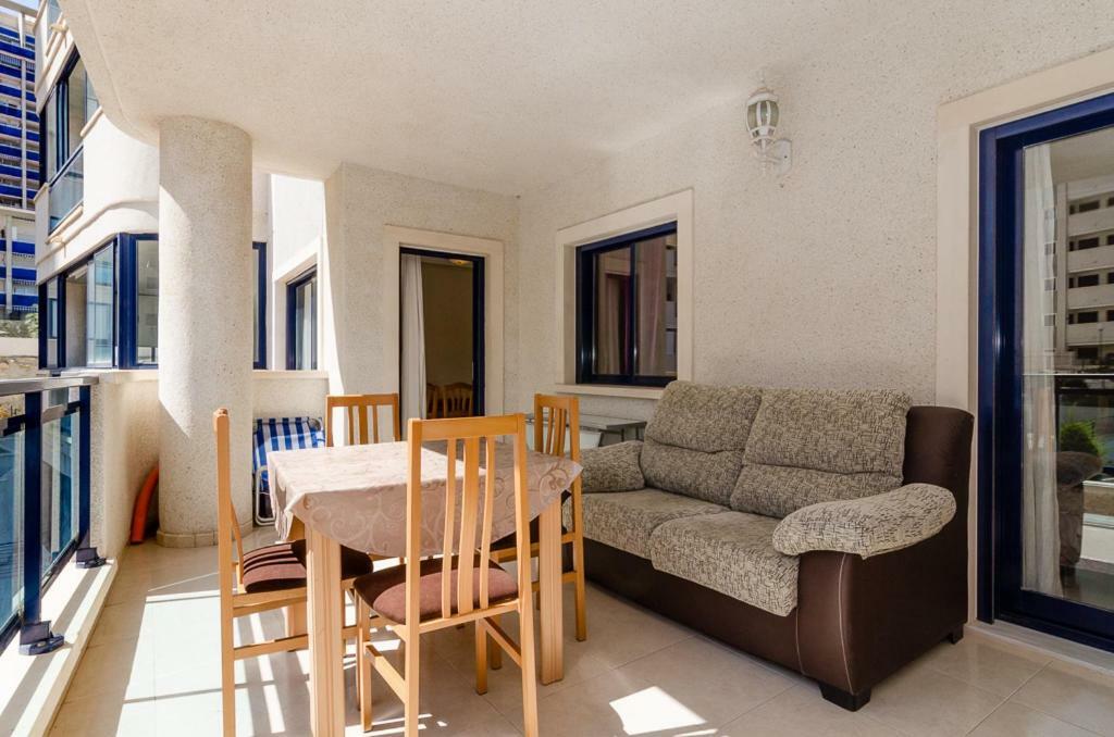 Comfortable Apartment In Бенидорм Экстерьер фото